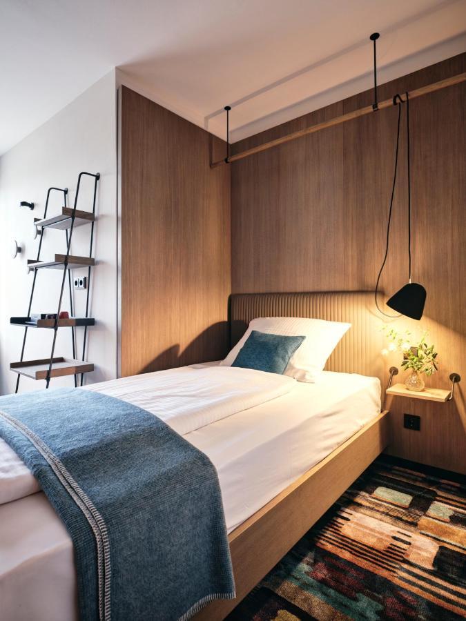 Hotel Zur Post Aschheim Exteriör bild